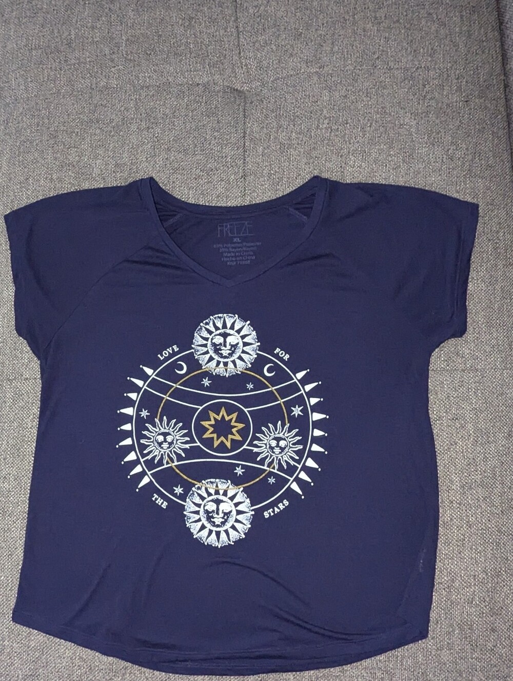 ✨ FREEZE Celestial Sun & Moon Astrological Graphic Tee - Navy Blue 🌌